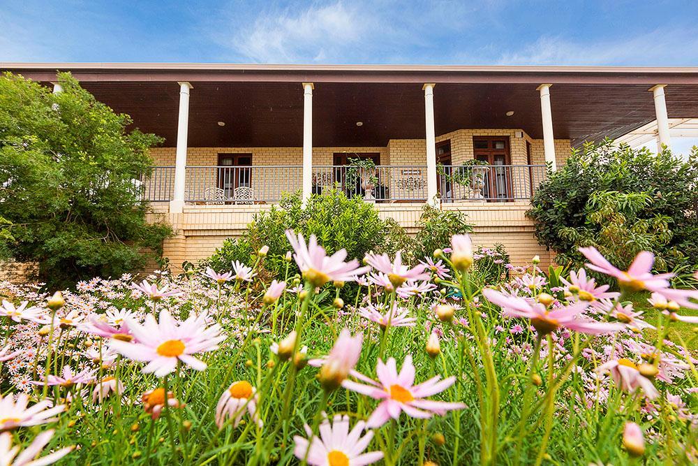 Fairway Manor Accommodation Northam Exterior foto